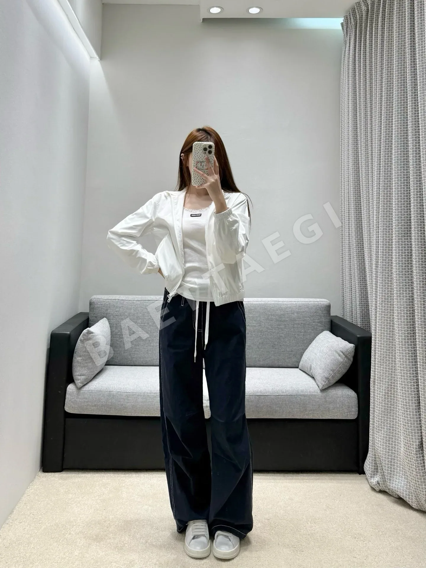 버버리 선프로텍션 경량 나일론 자켓 상세 이미지 4
