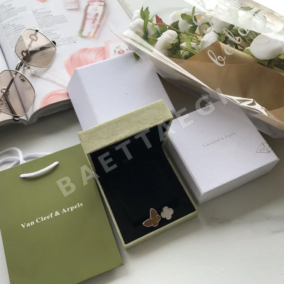 반클리프앤아펠 반지 63943 Van Cleef & Arpels Ring