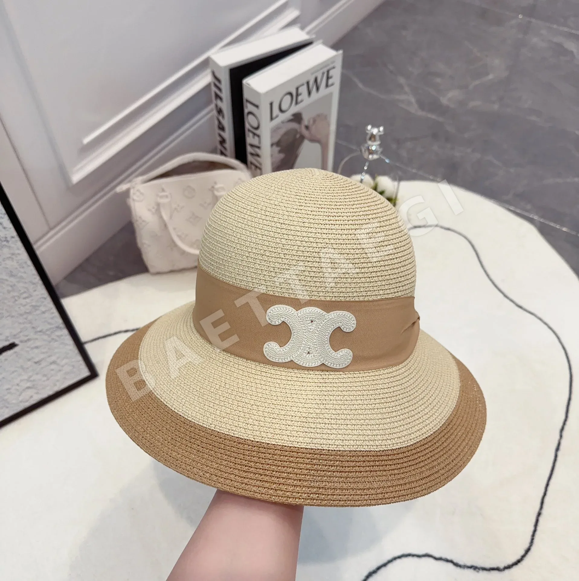 셀린느 린넨 메시 챙넓은 모자 상세 이미지 3