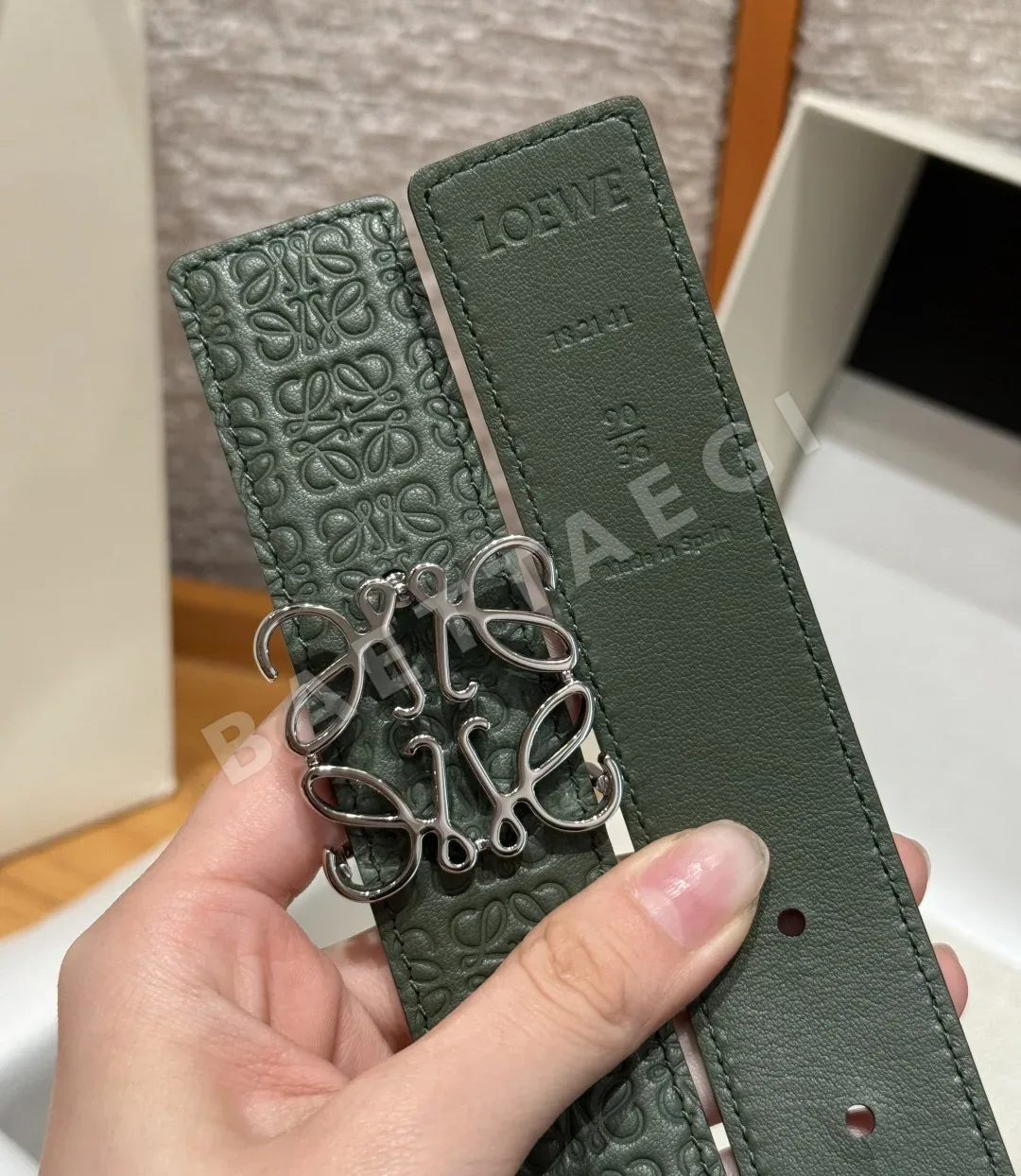 로에베 아나그램 리버시블 송아지가죽 벨트 상세 이미지 6
