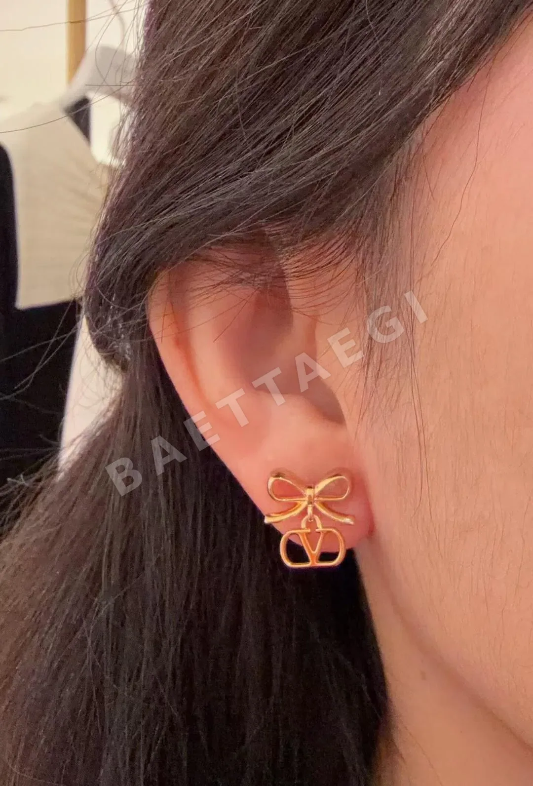발렌티노 리본 귀걸이 상세 이미지 3