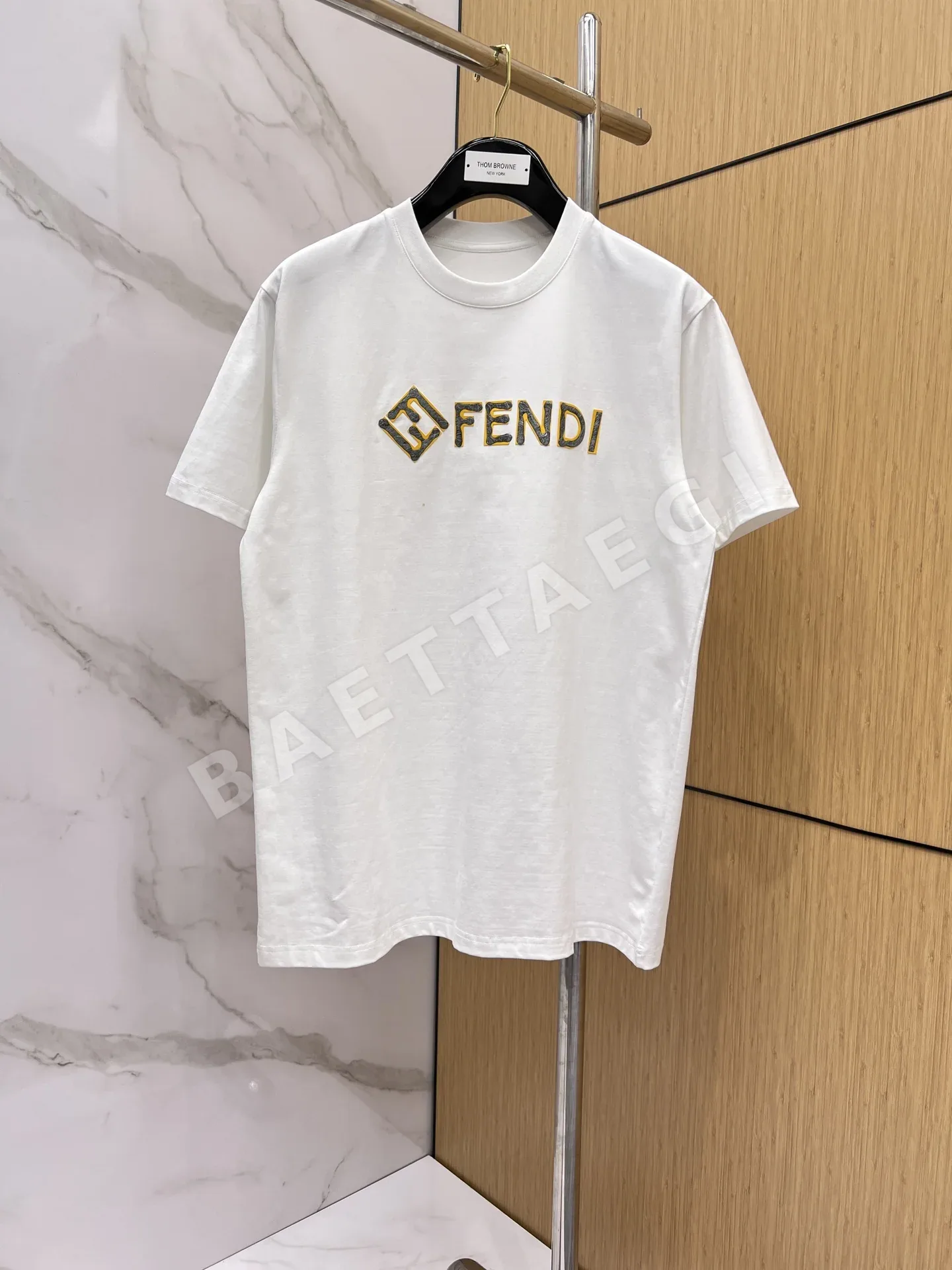 펜디 여성 반팔 티셔츠 88776