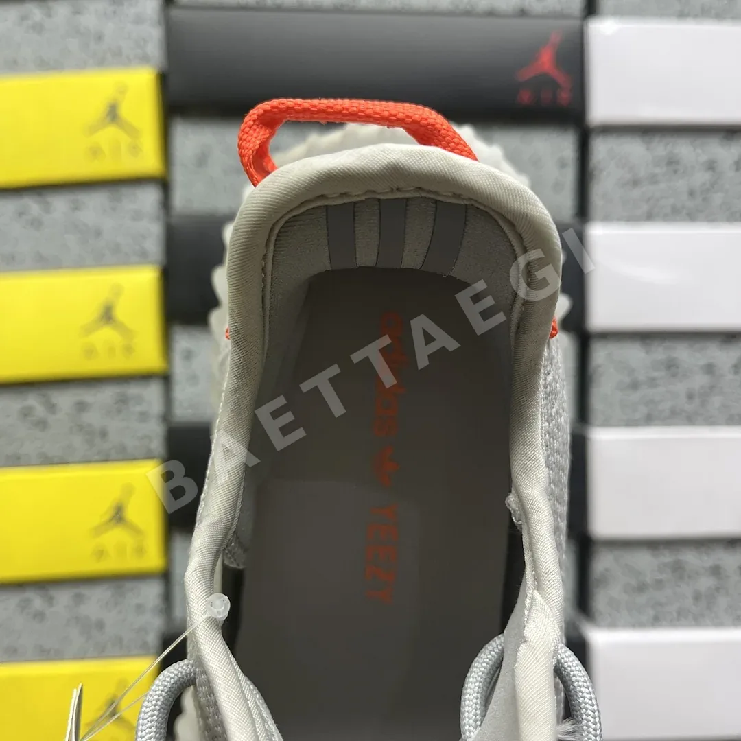 아디다스 [R] 이지 부스트 350 V2 FX9017 200753 Adidas Yeezy Boost 350 V2 상세 이미지 10