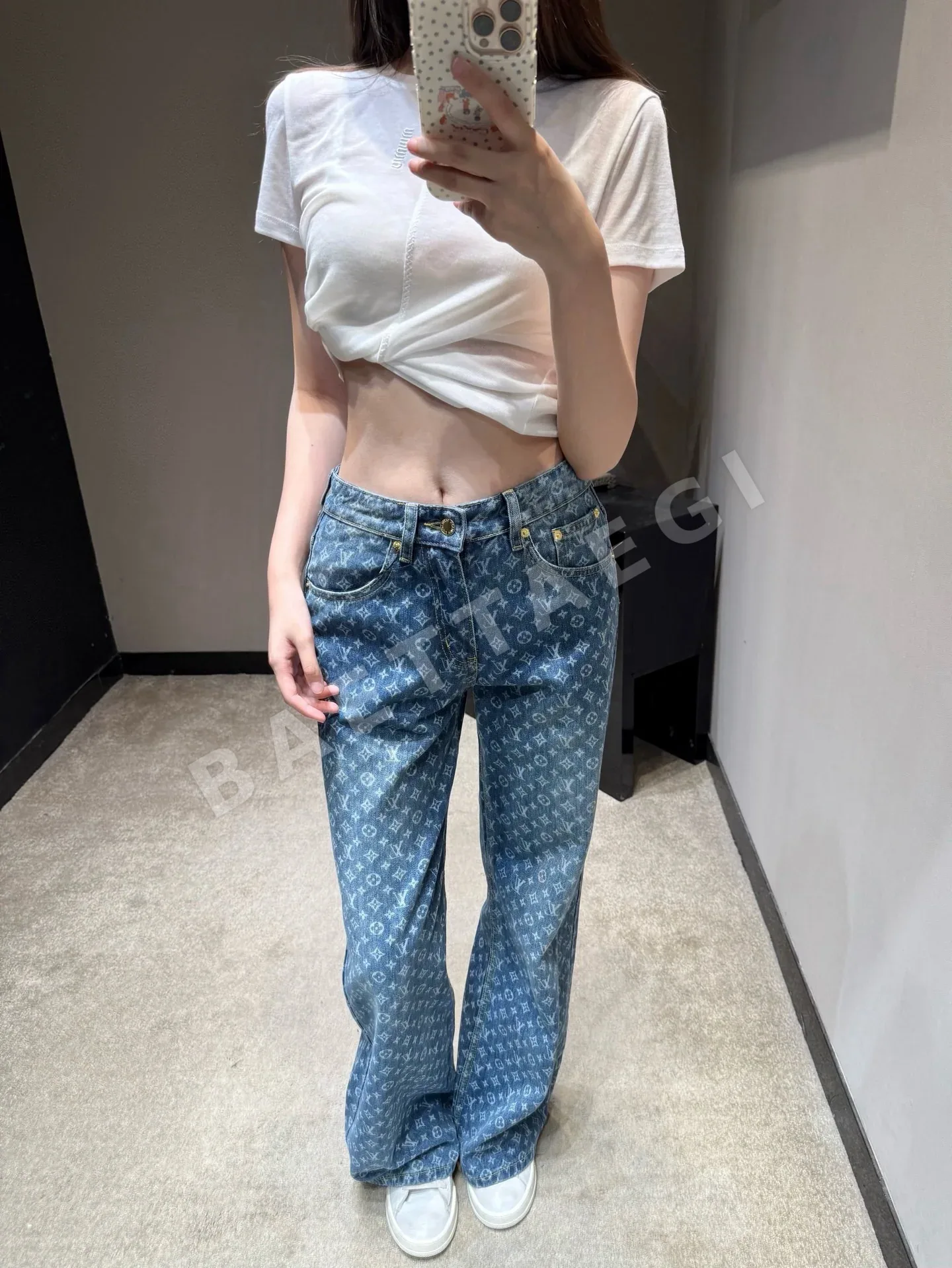 루이비통 모노그램 와이드 레그 데님 바지 상세 이미지 4