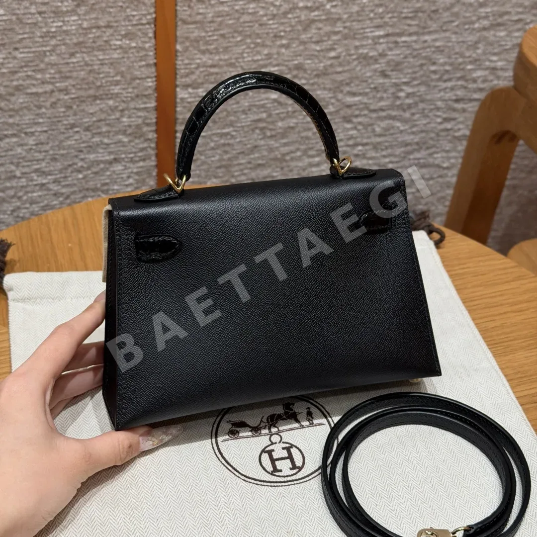 에르메스 켈리 미니 2 블랙 가죽 가방 상세 이미지 2