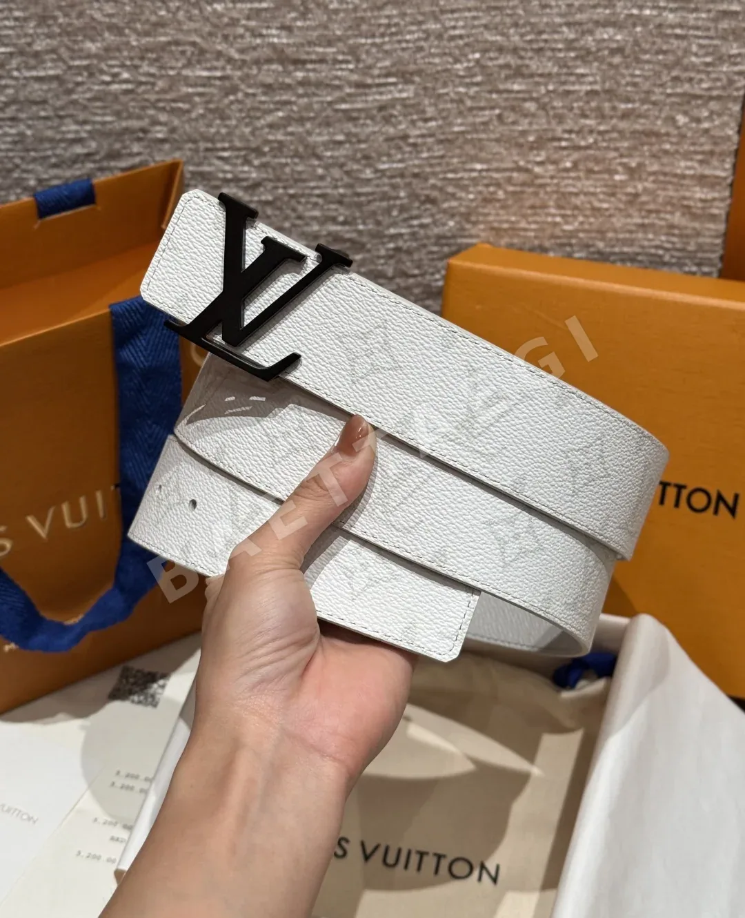 루이비통 쉐이크 리버시블 40mm 벨트 상세 이미지 2