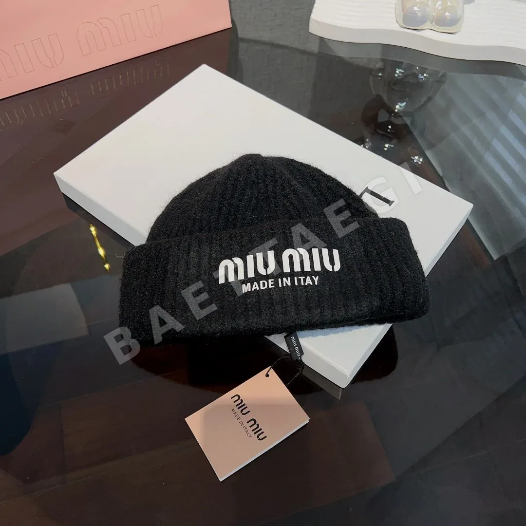 미우미우 모자 79414 Miu Miu Cap 상세 이미지 4