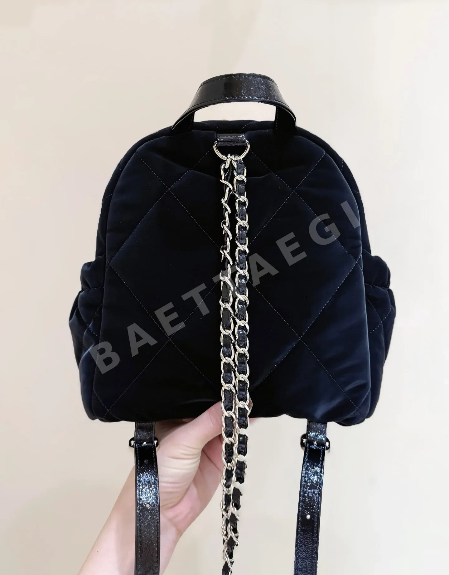 샤넬 25N 코코네이지 벨벳 백팩 AS5679 상세 이미지 6