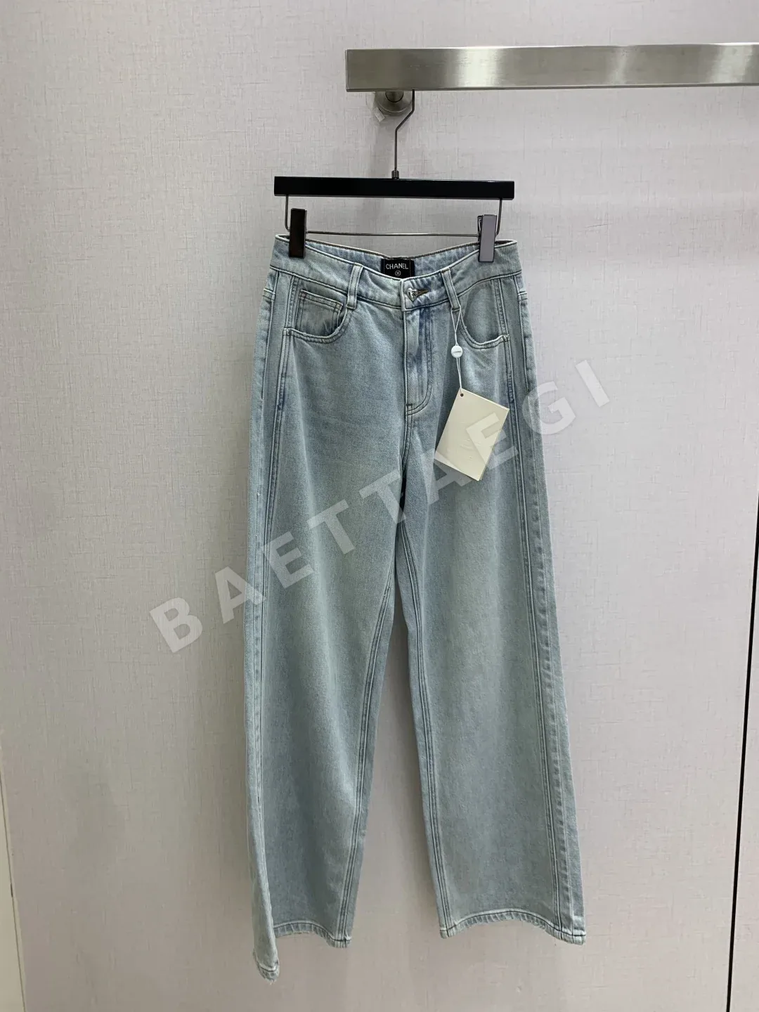 샤넬 더블 C 가죽 라벨 여성 바지 132282