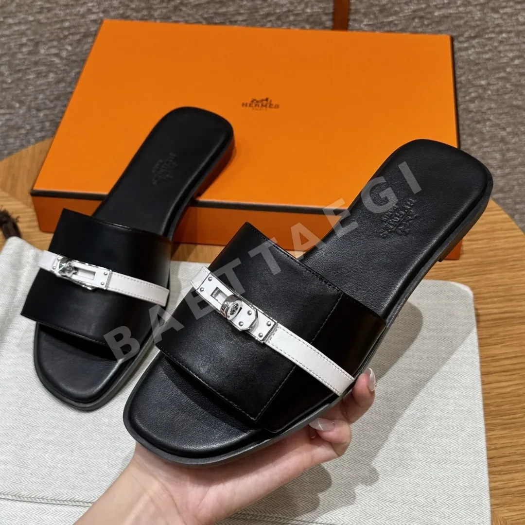 에르메스 줄리아 샌들 블랙 가죽 켈리 디자인 상세 이미지 3