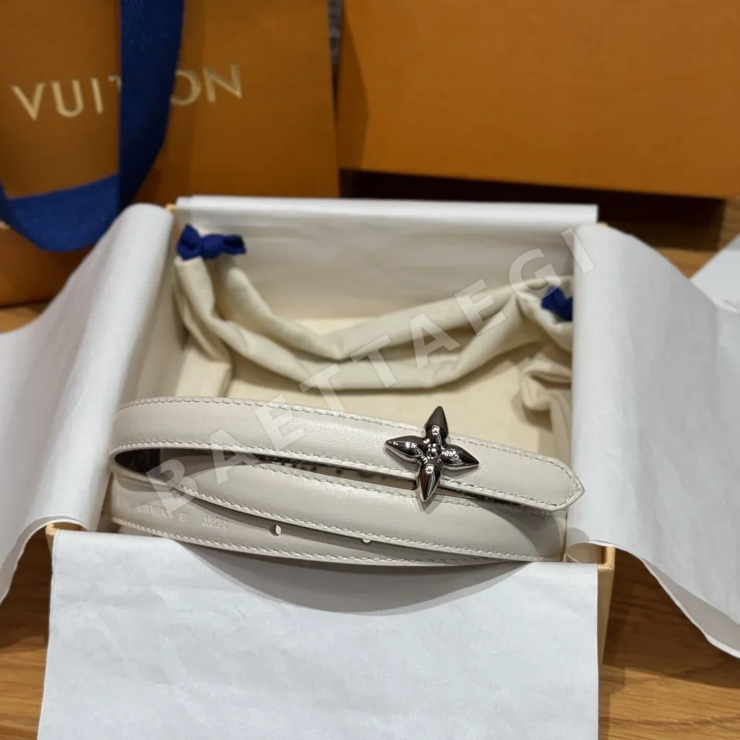 루이비통 리버시블 가죽 벨트 172548