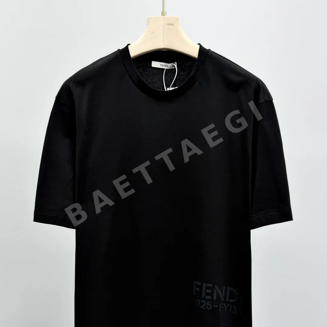 펜디 FENDI 스텐실 프린트 남성 반팔 티셔츠 상세 이미지 3