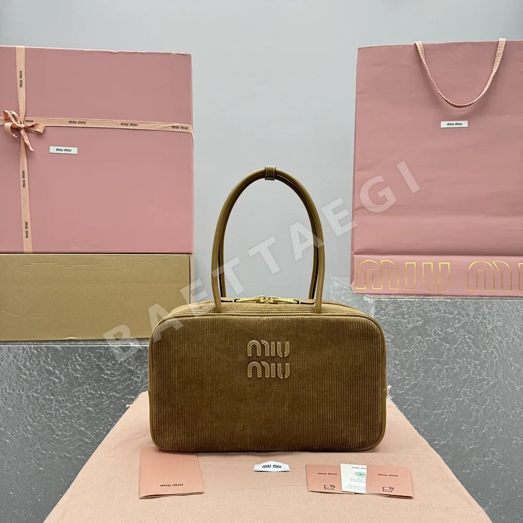 미우미우 코듀로이 브라운 볼링백 68291