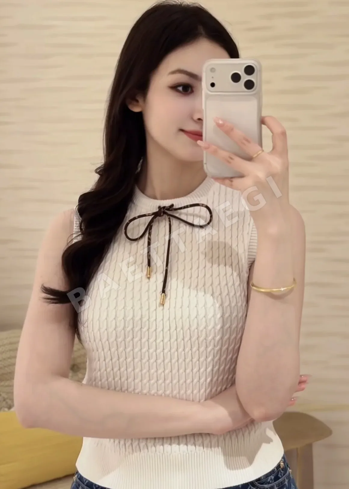 루이비통 모노그램 드로스트링 여성 반팔 니트 베스트 상세 이미지 9