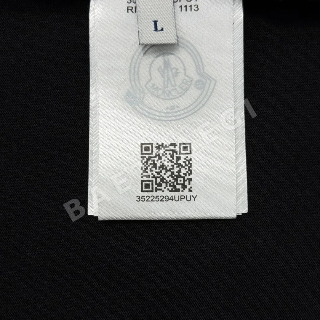 몽클레르 남성 로고 패치 반팔 티셔츠 상세 이미지 9