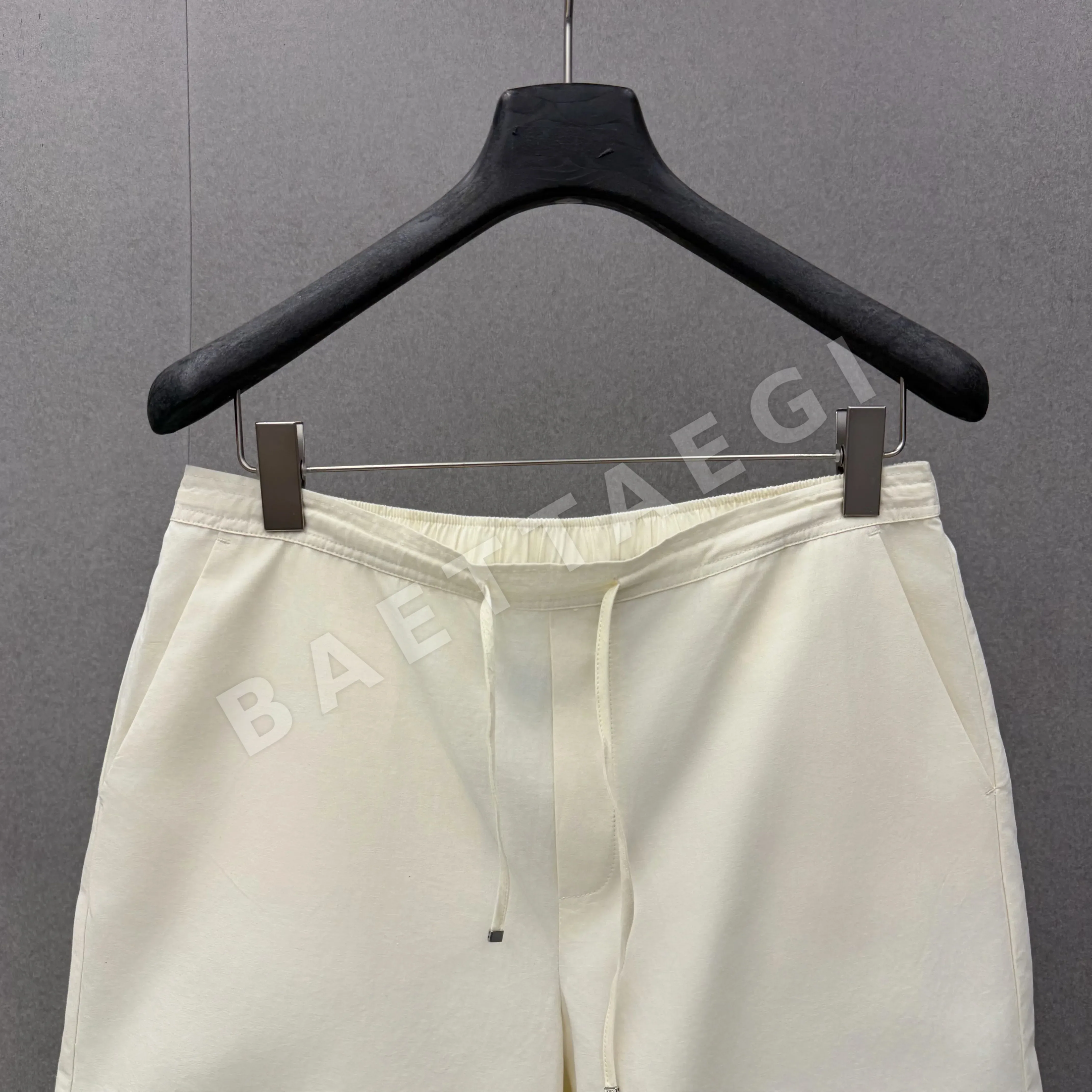 로에베 남성 반바지 상세 이미지 12