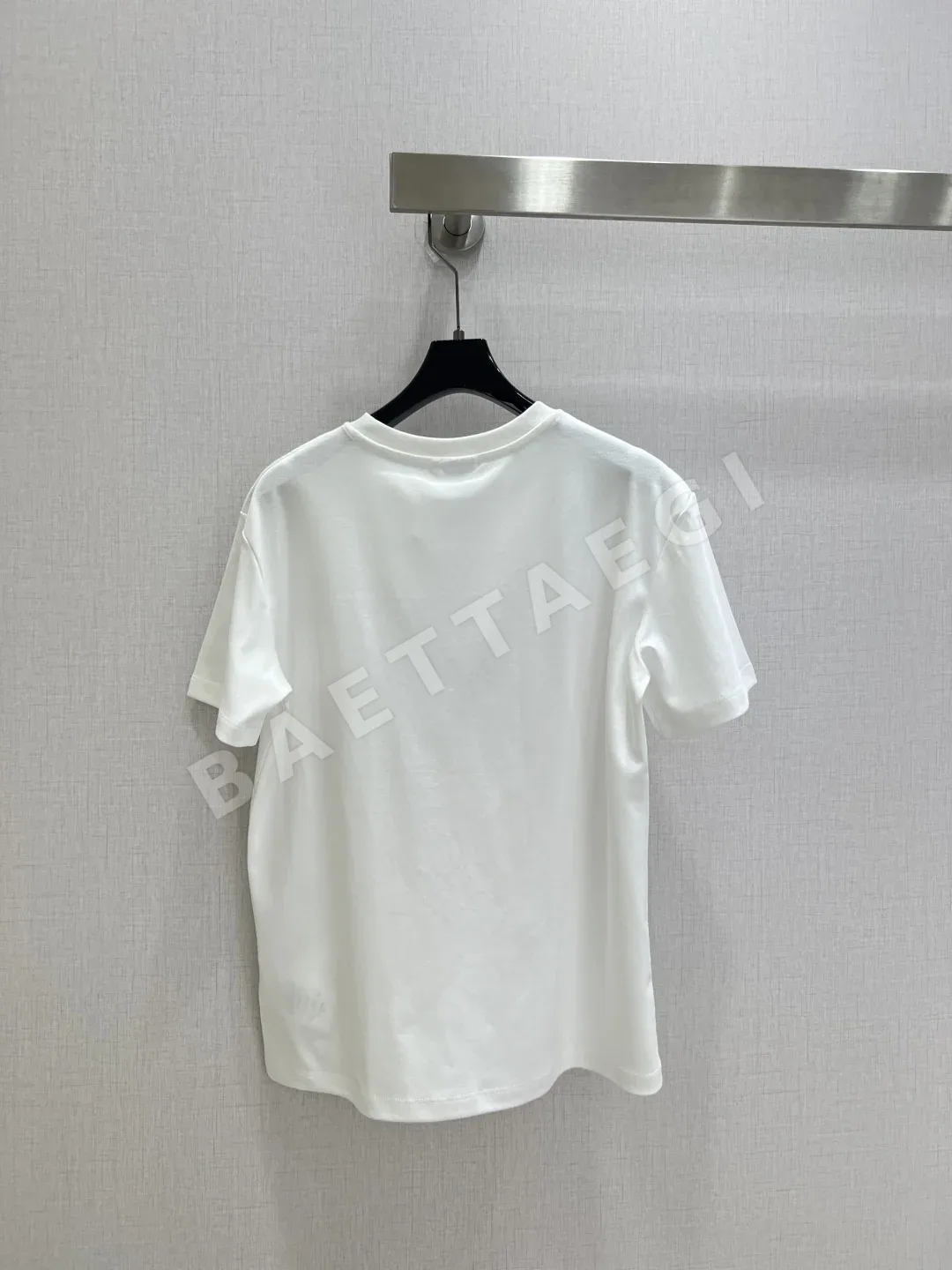 디올 라인스톤 레터 반팔 티셔츠 상세 이미지 9