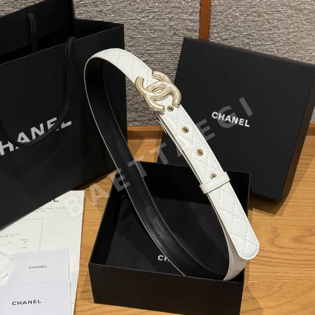 샤넬 더블 C 메탈 로고 램스킨 벨트 상세 이미지 4