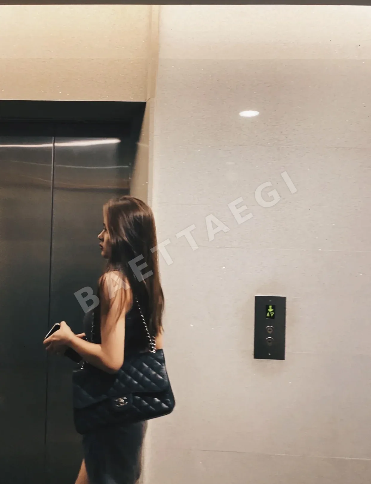 샤넬 점보 클래식 플랩 블랙 실버 데님 가방 34571