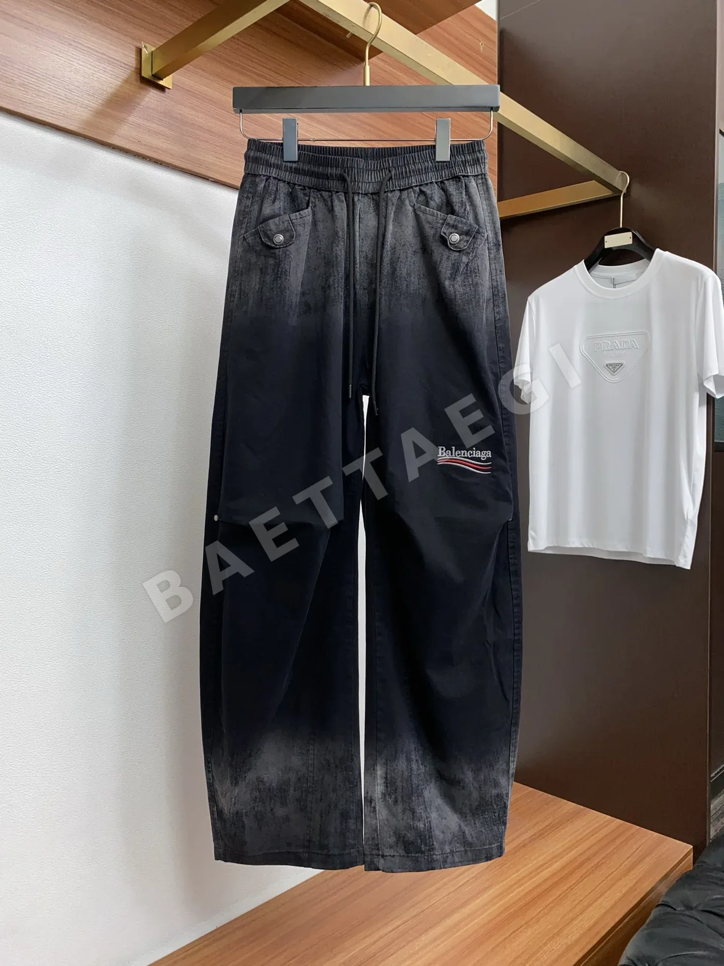 발렌시아가 남성 캐주얼 바지 상세 이미지 2
