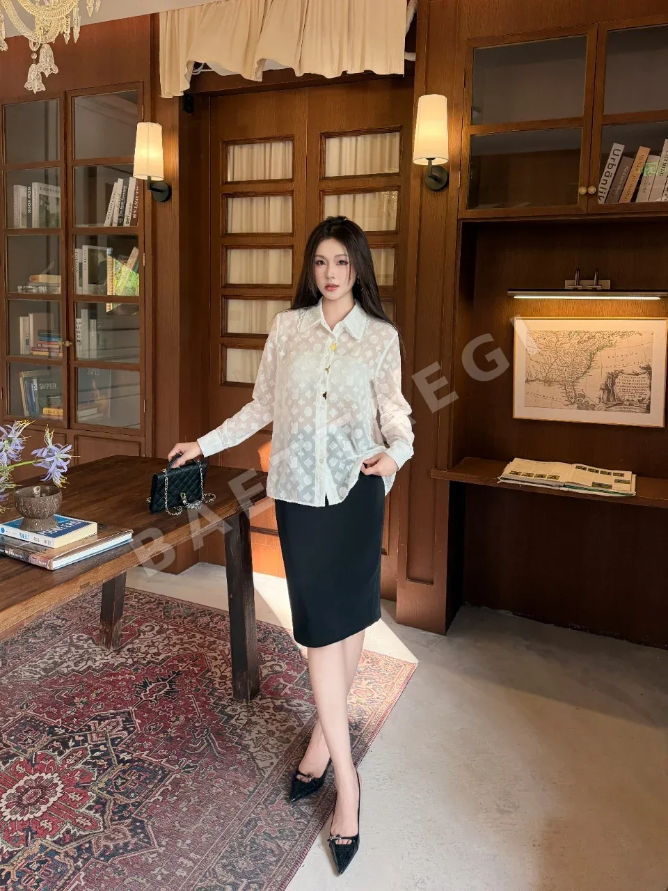 루이비통 레이스 카라 자카드 여성 셔츠 상세 이미지 9