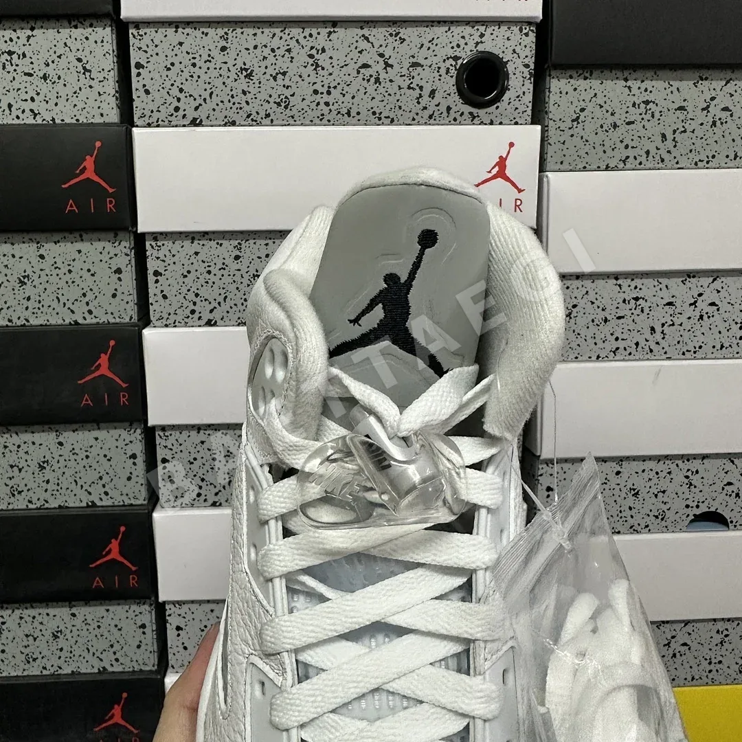 나이키 [GX] 조던 5 레트로 HQ7978-103 201355 Nike Jordan 5 Retro White Metallic 상세 이미지 9