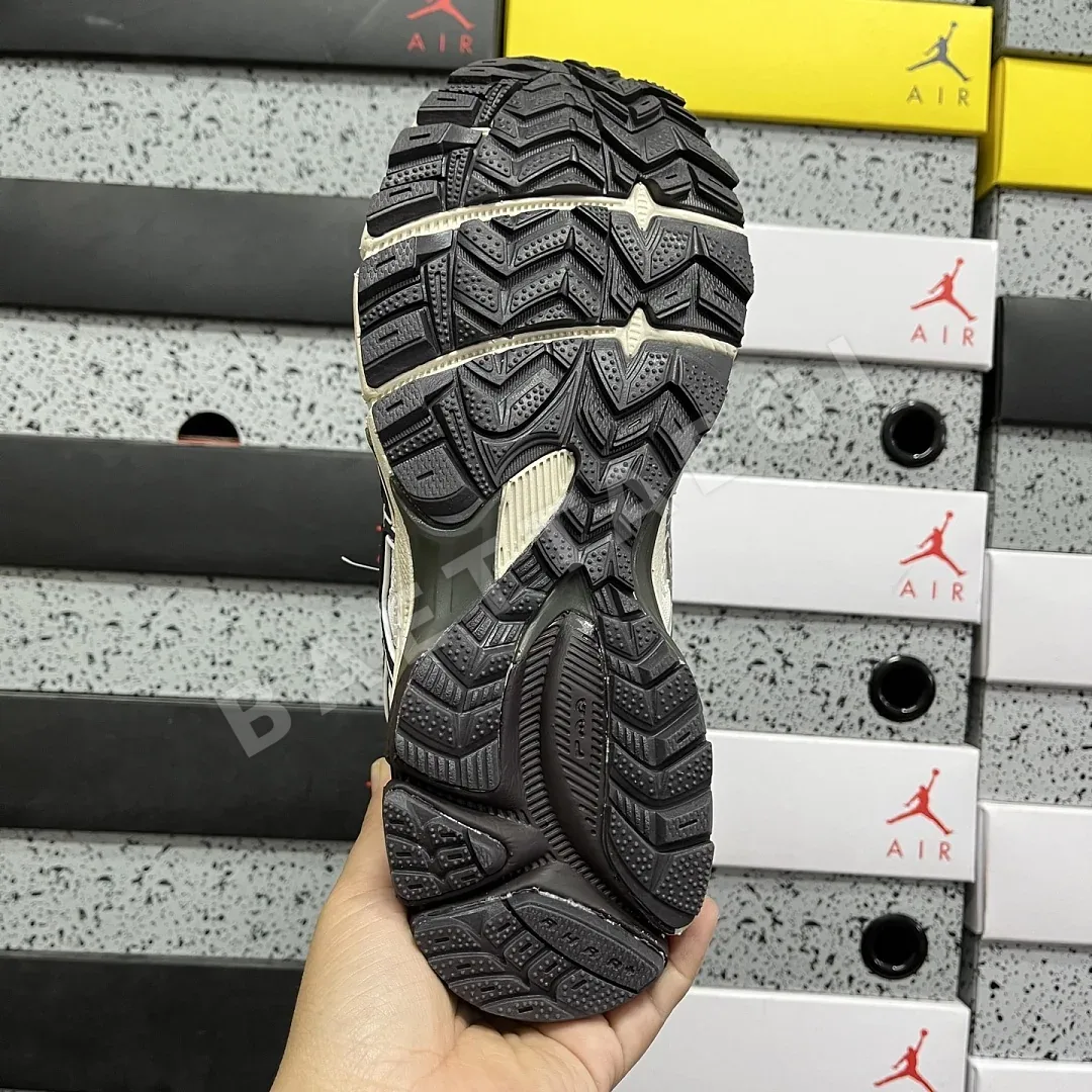 아식스 [XY] 젤 카하나 8 1011B895-200 200351 Asics Gel-Kahana 8 상세 이미지 3