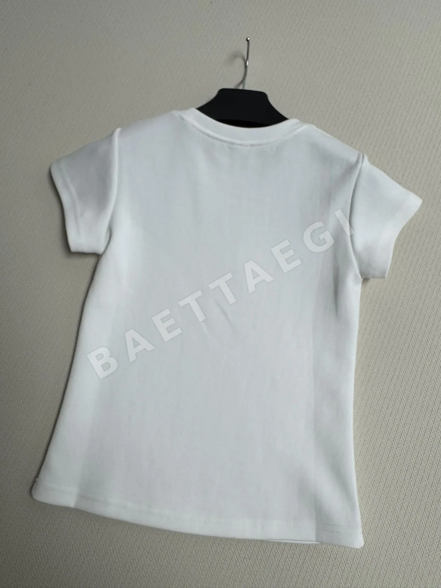 알로 여성 라운드넥 반팔 티셔츠 상세 이미지 4