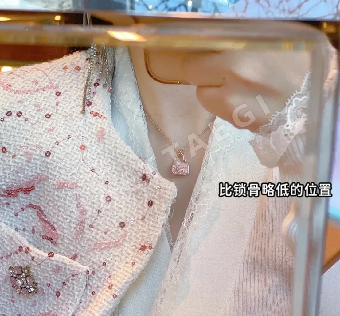 에르메스 핑크 다이아몬드 장식 콘스탄스 목걸이 상세 이미지 8
