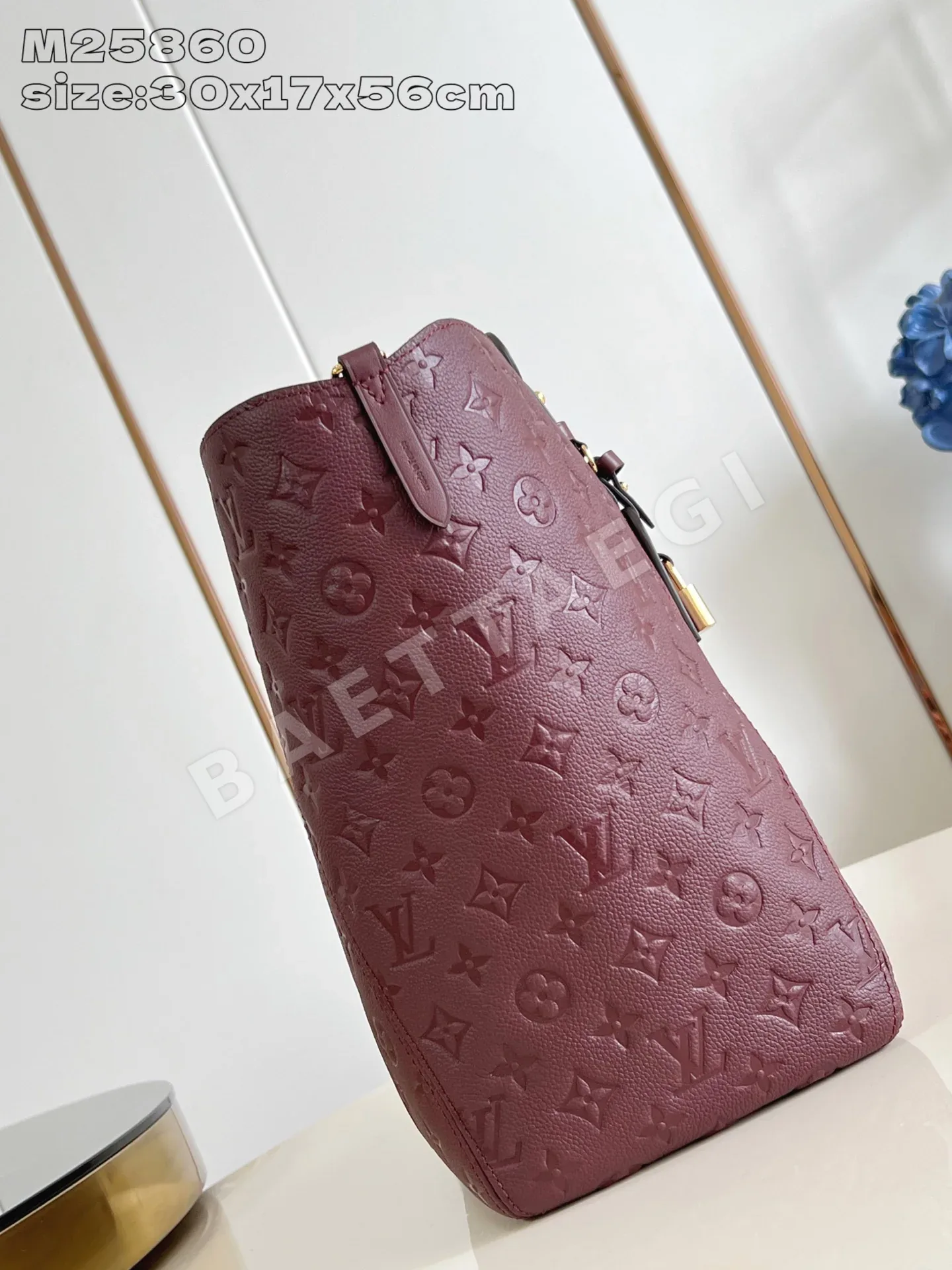 루이비통 레드 엠보싱 미디엄 토트백 M25860 상세 이미지 5