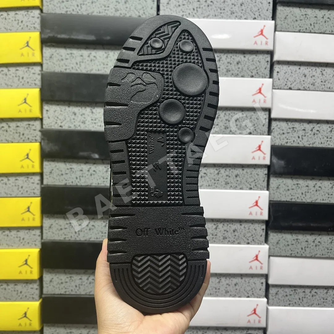 오프화이트 아웃 오브 오피스 OOO 로우 탑스 블랙 202440 Off White Out Of Office OOO Low Tops 상세 이미지 4