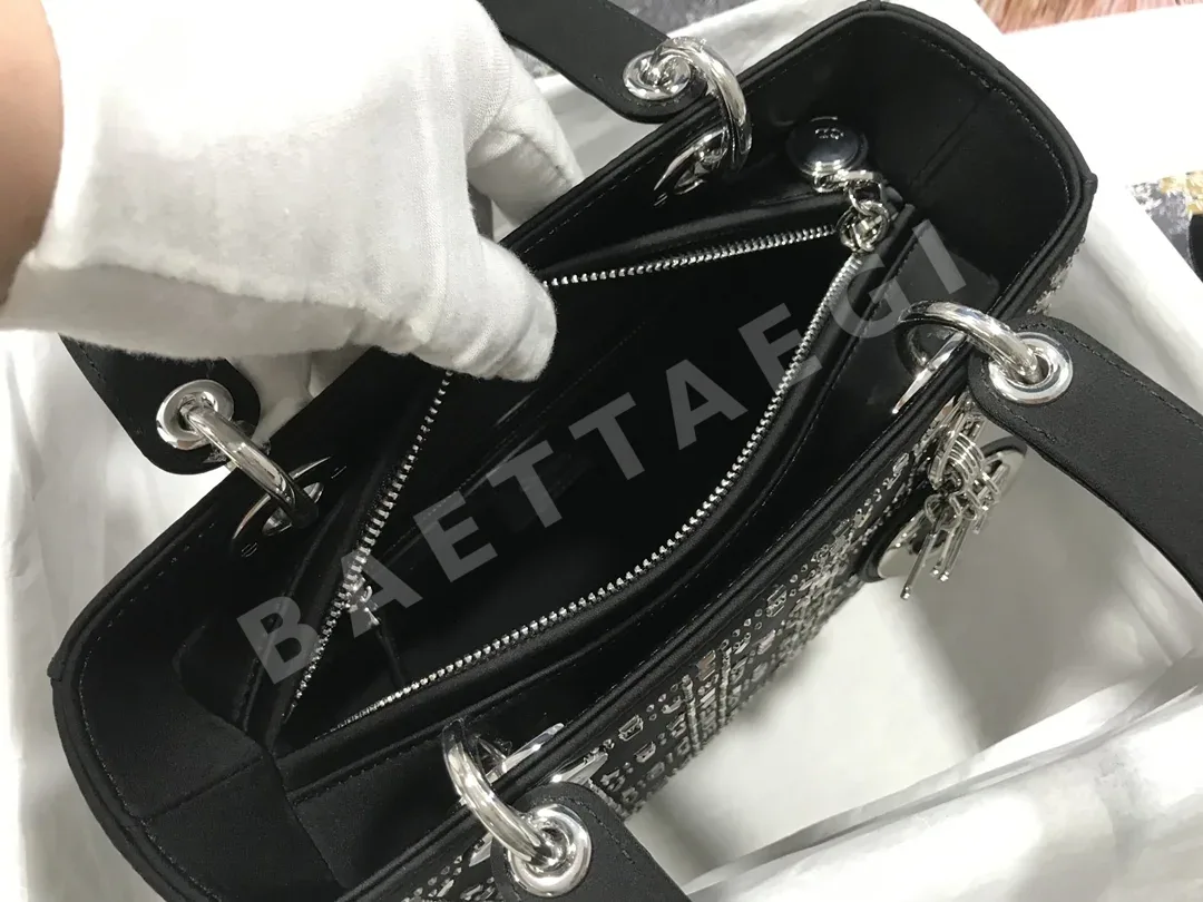 디올 레이디 미니 실크 큐빅 장식 가방 상세 이미지 8