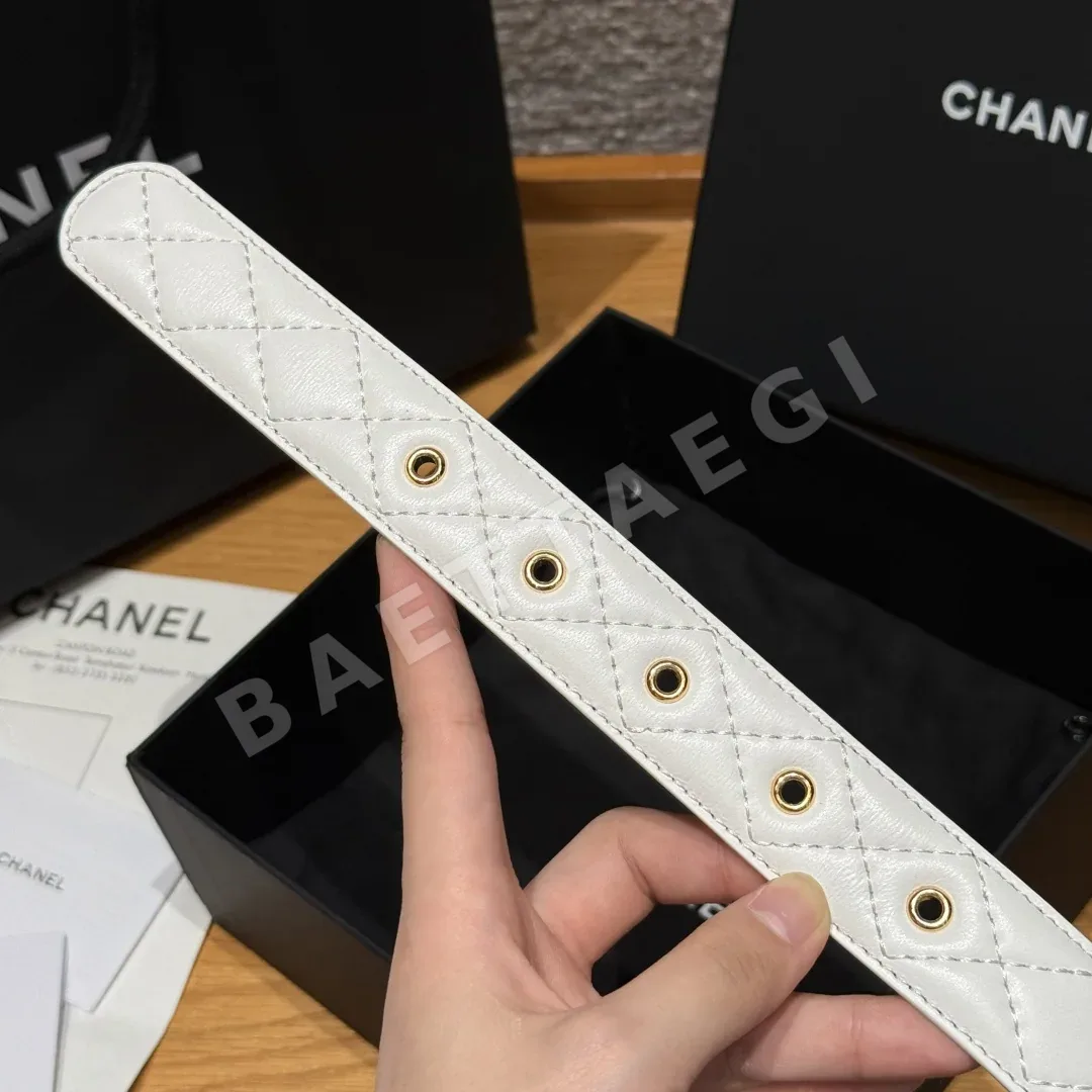 샤넬 더블 C 메탈 로고 램스킨 벨트 상세 이미지 8