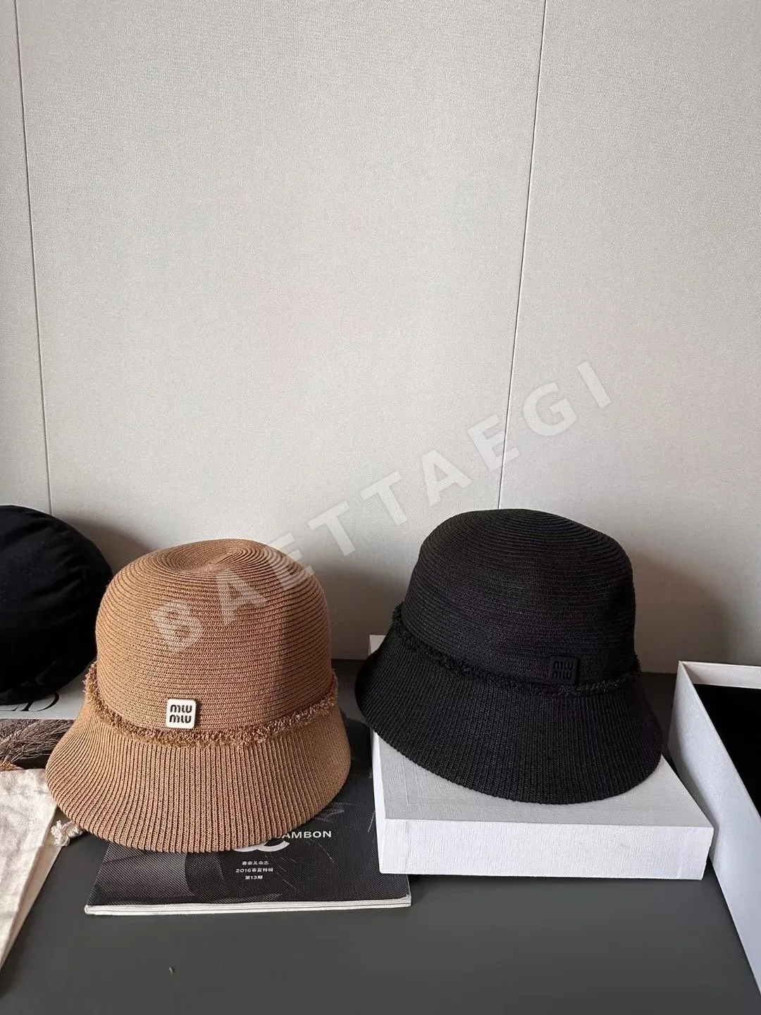 미우미우 신축성 원단 버킷 햇 모자 상세 이미지 3