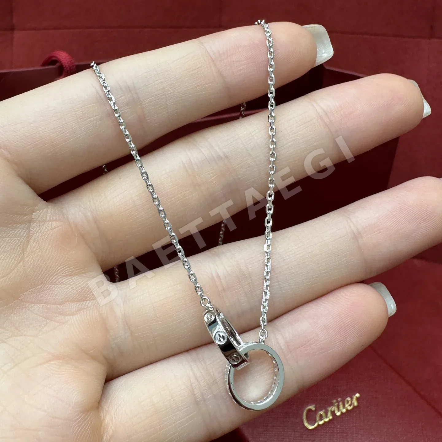 까르띠에 LOVE 더블 링 하프 파베 다이아몬드 목걸이 상세 이미지 3