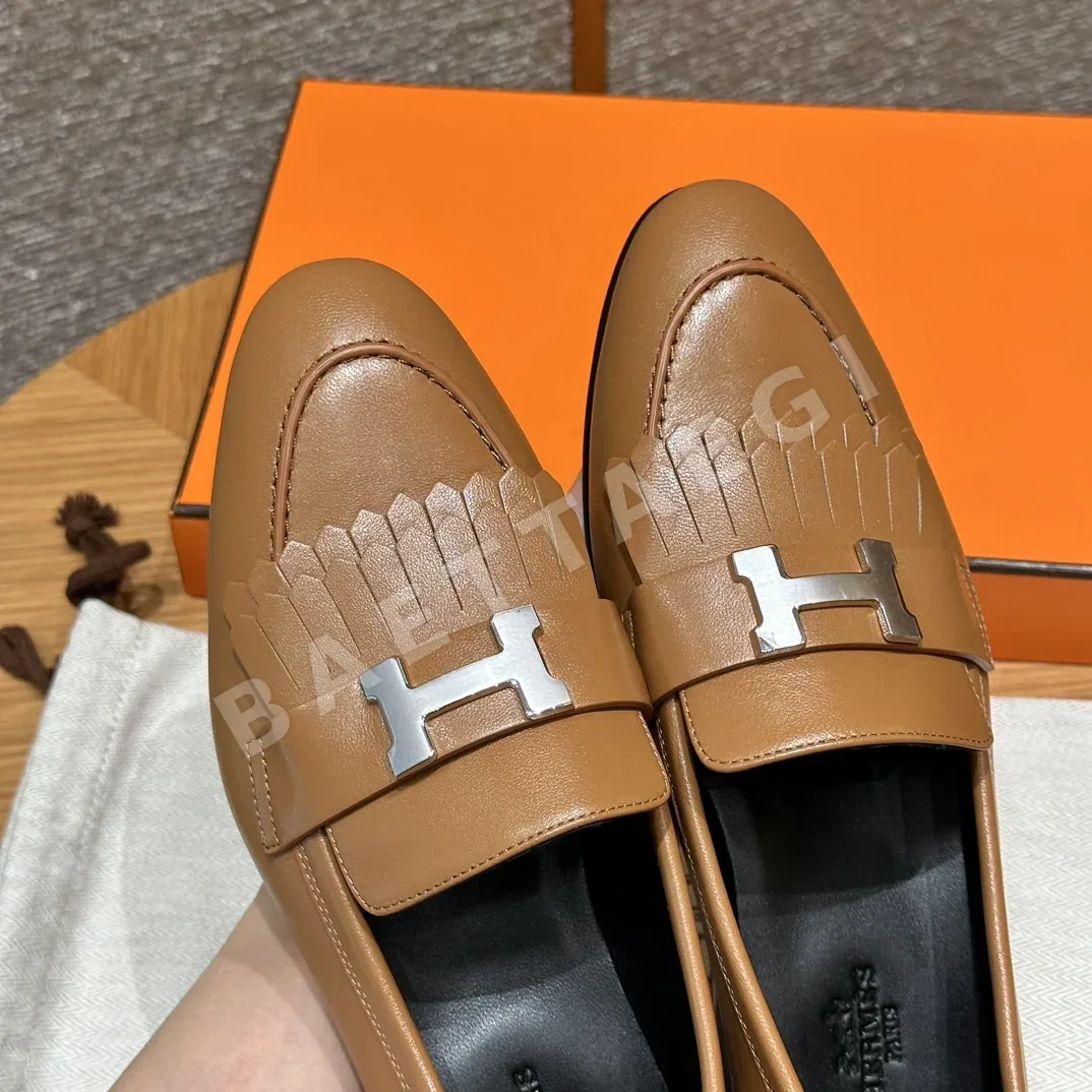 에르메스 로얄 로퍼 내추럴 염소가죽 실버 버클 상세 이미지 9