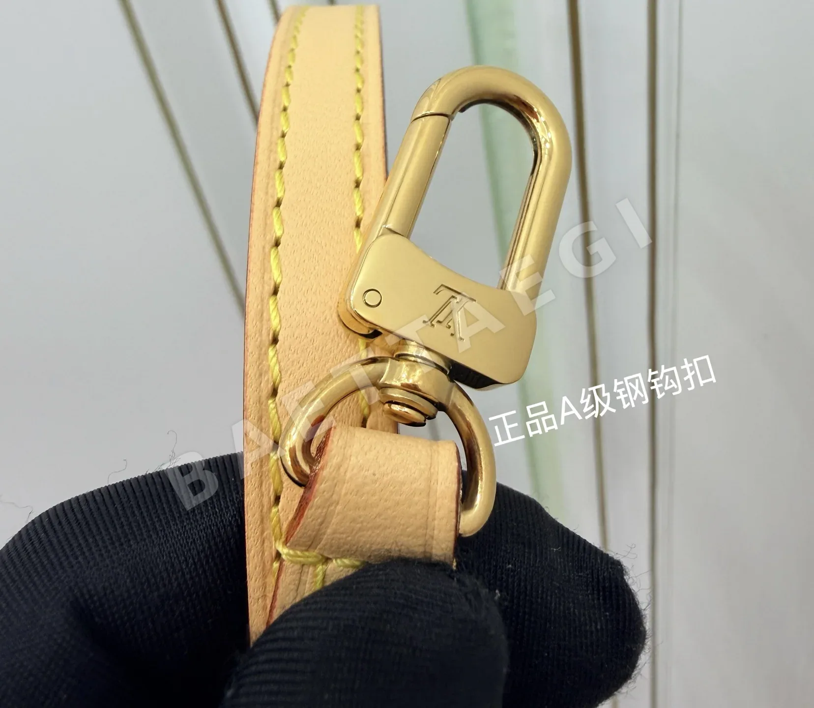 루이비통 다이아몬드 패턴 천연가죽 가방 M29099 상세 이미지 8