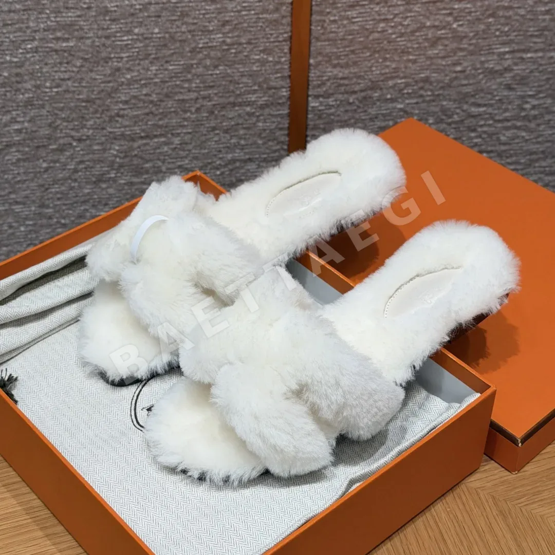 에르메스 오란 샌들 Pure White 울 가죽 H 컷아웃 164428