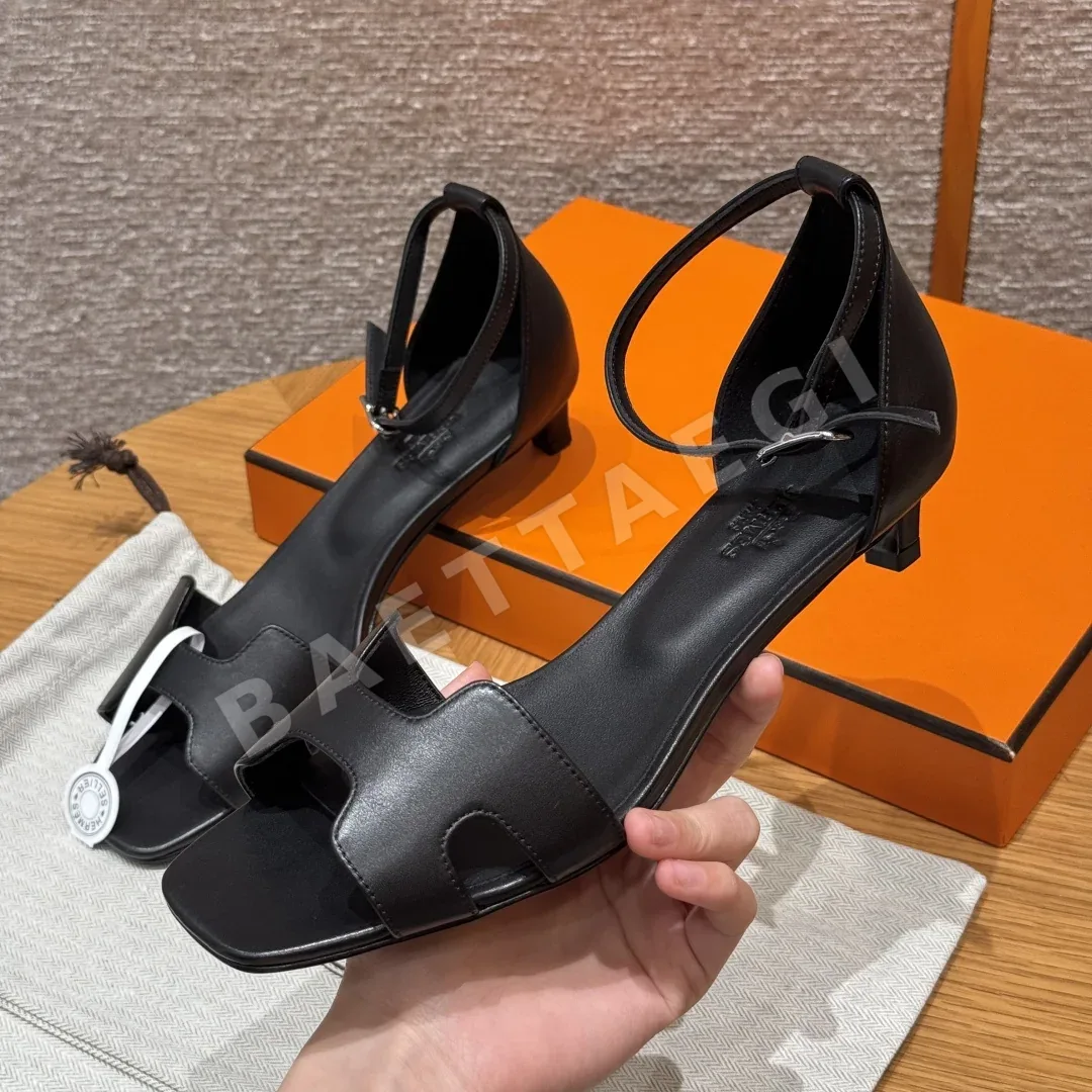 에르메스 조이 40 샌들 블랙 카프스킨 4 cm 힐 상세 이미지 3