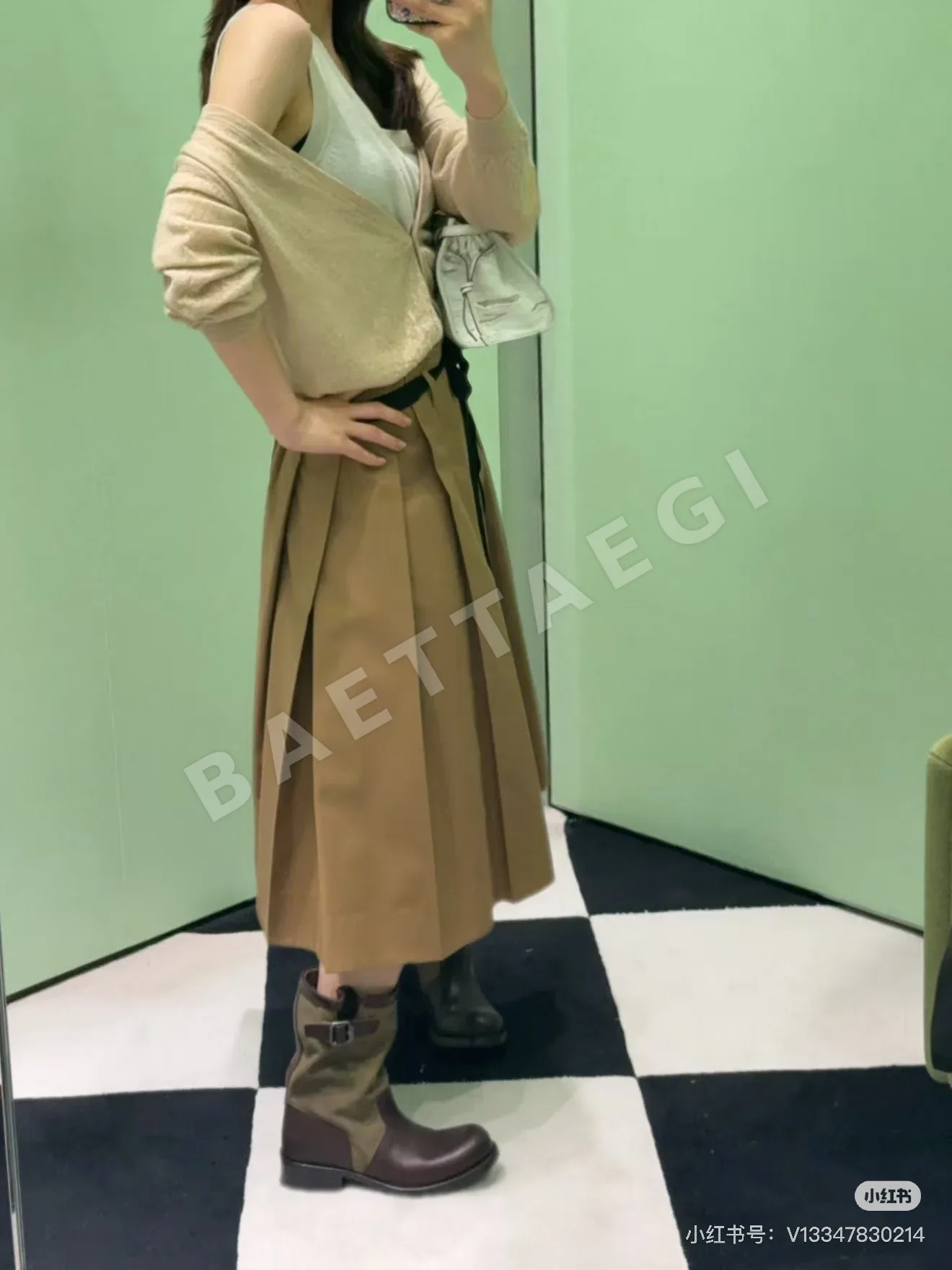 프라다 카키 컬러 블록 플리츠 스커트 상세 이미지 9