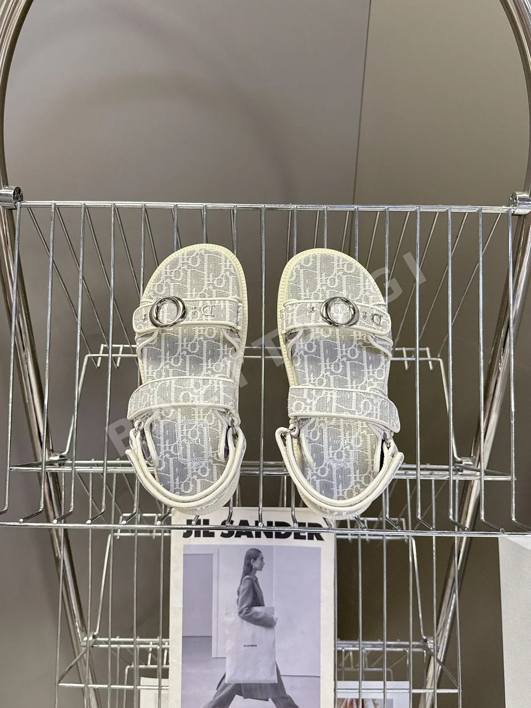 디올 오블리크 모노그램 벨크로 스포츠 샌들 상세 이미지 6