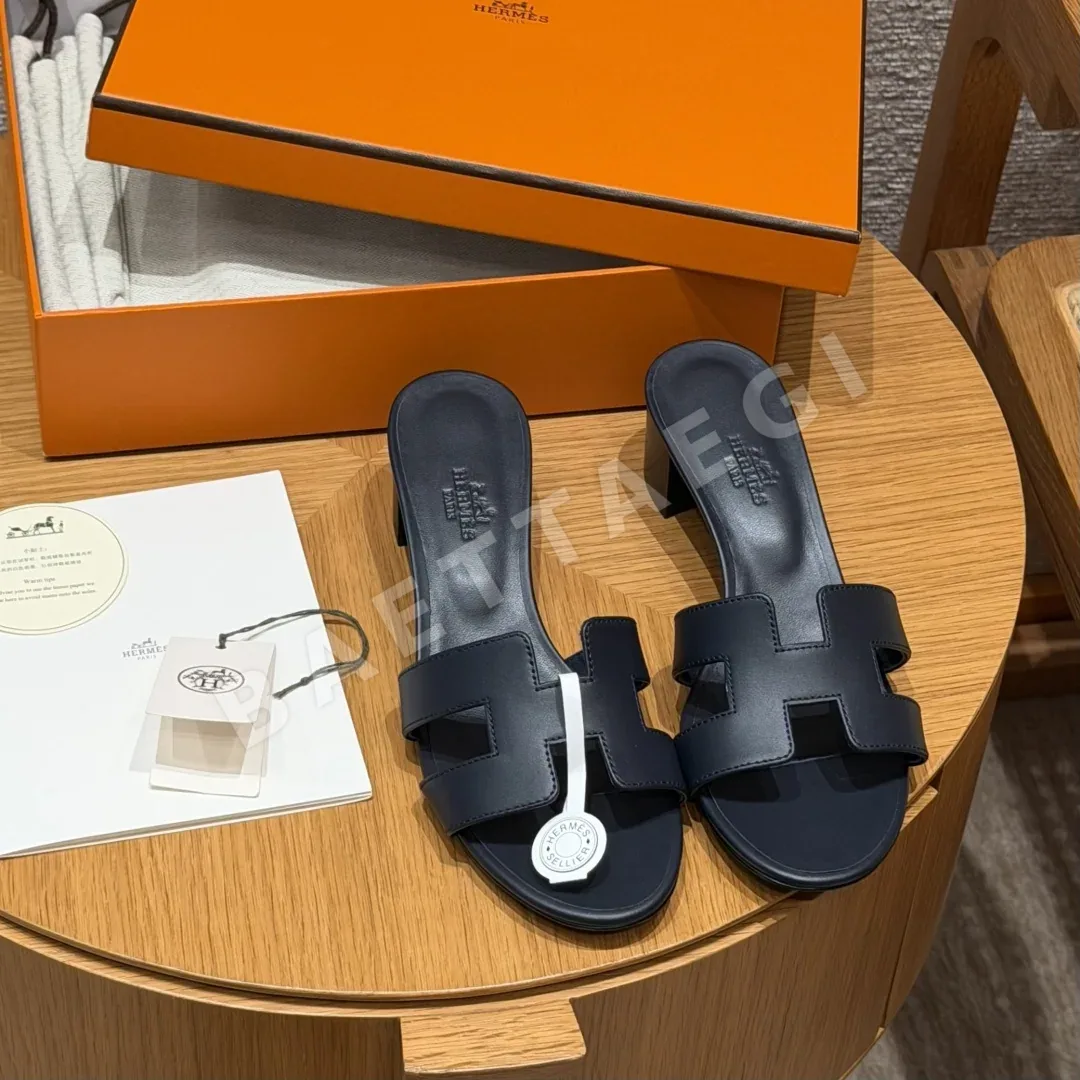 에르메스 오아시스 샌들 네이비블루 평직 하이힐 164682
