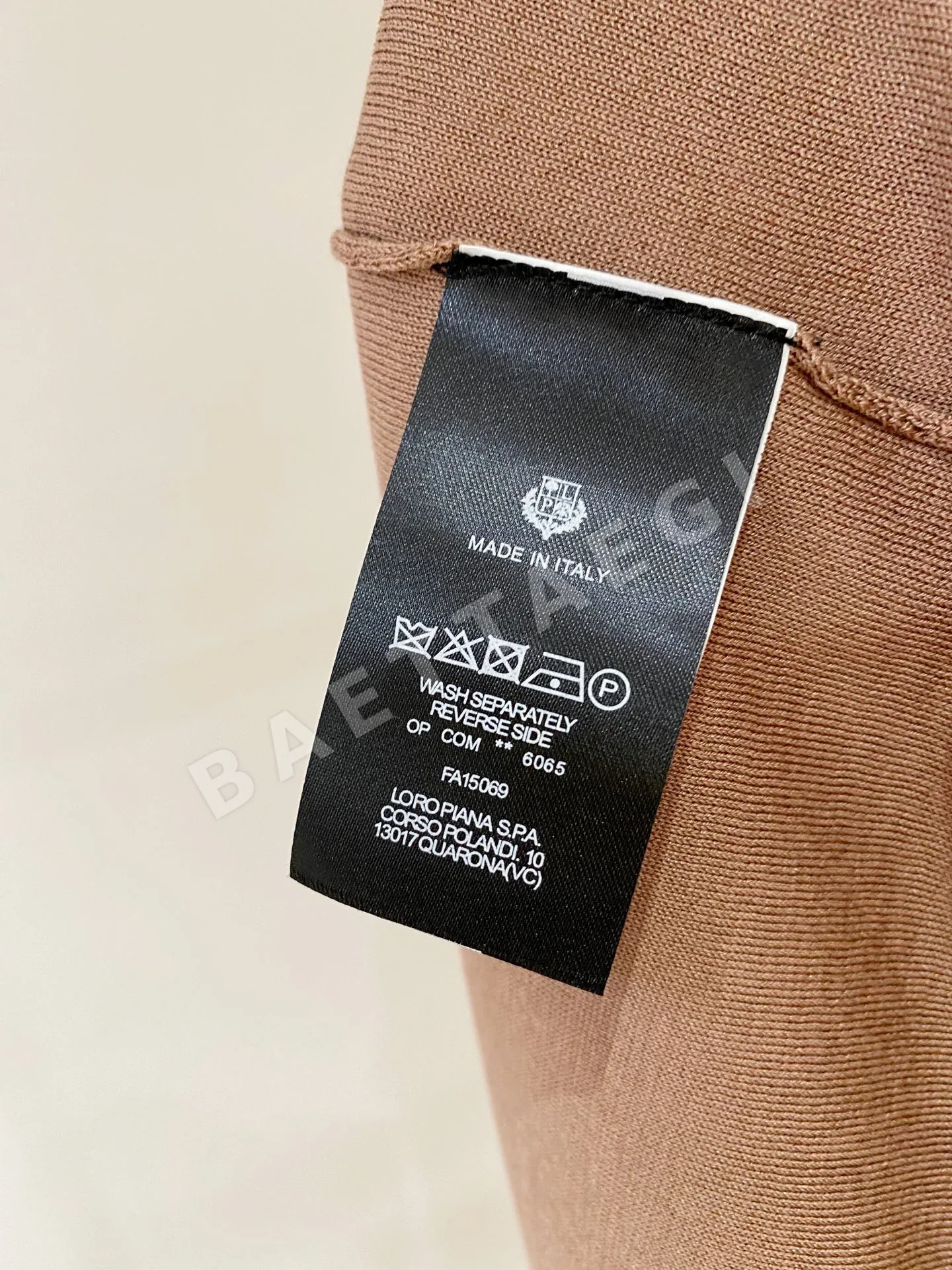 로로피아나 남성 린넨 혼방 반팔 티셔츠 상세 이미지 8