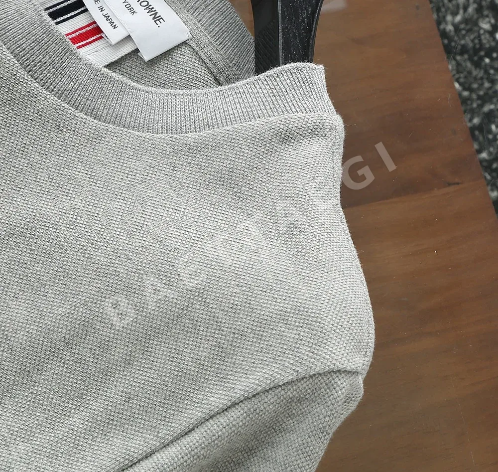 톰브라운 웨빙 디테일 남성 반팔 티셔츠 상세 이미지 8