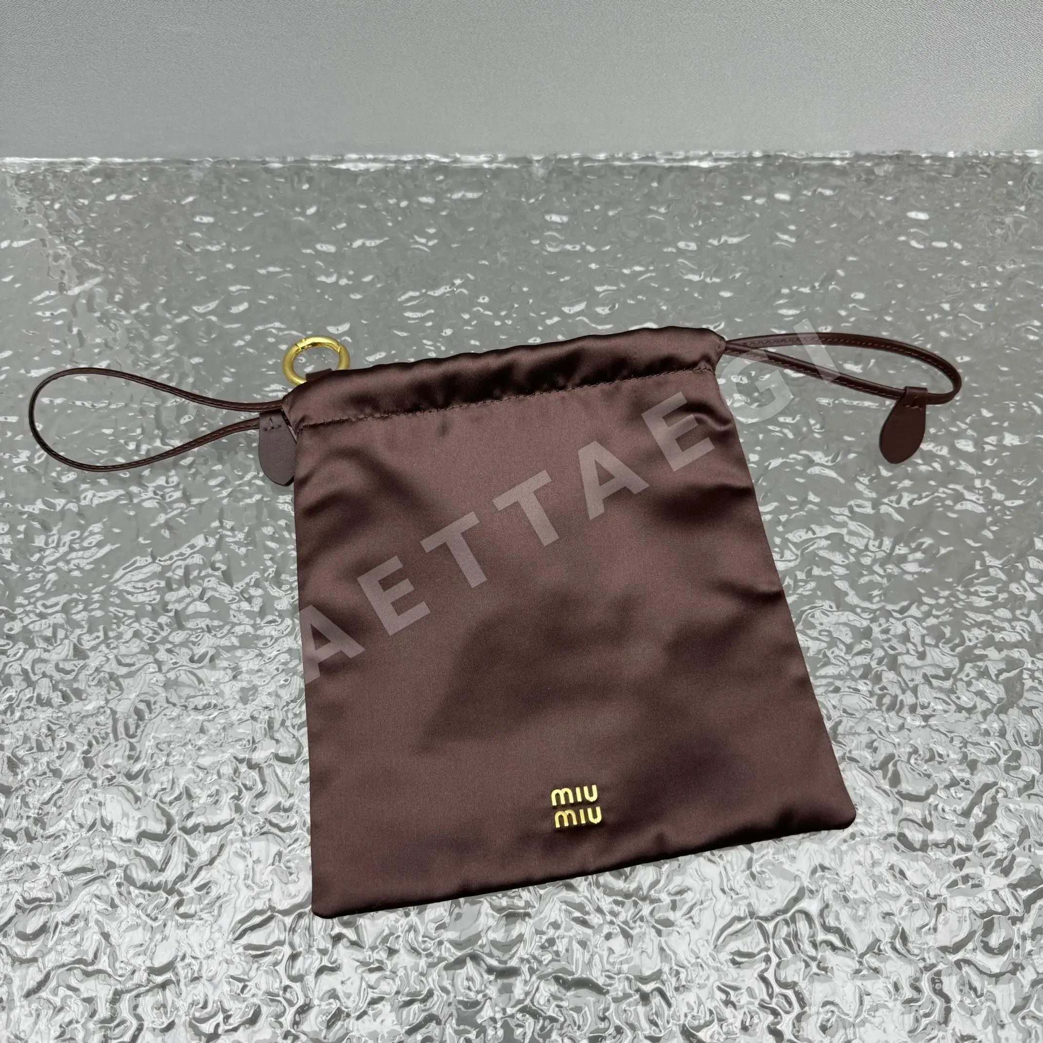 미우미우 새틴 미니 복주머니 가방 상세 이미지 11