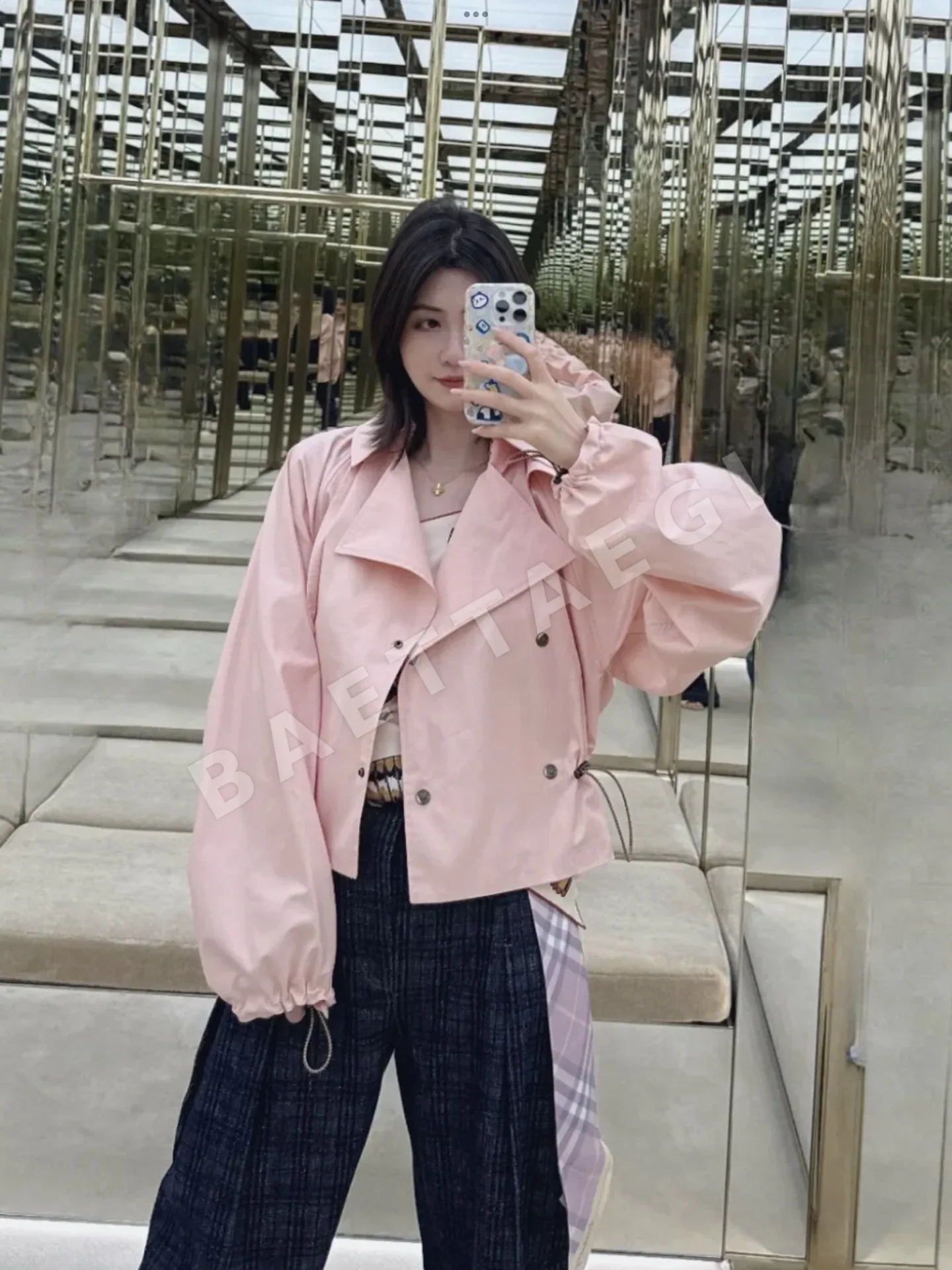 버버리 여성 자켓 상세 이미지 3