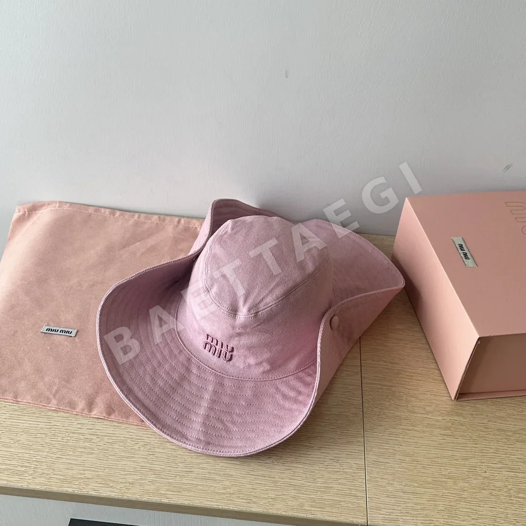 미우미우 자외선차단 버킷햇 상세 이미지 2