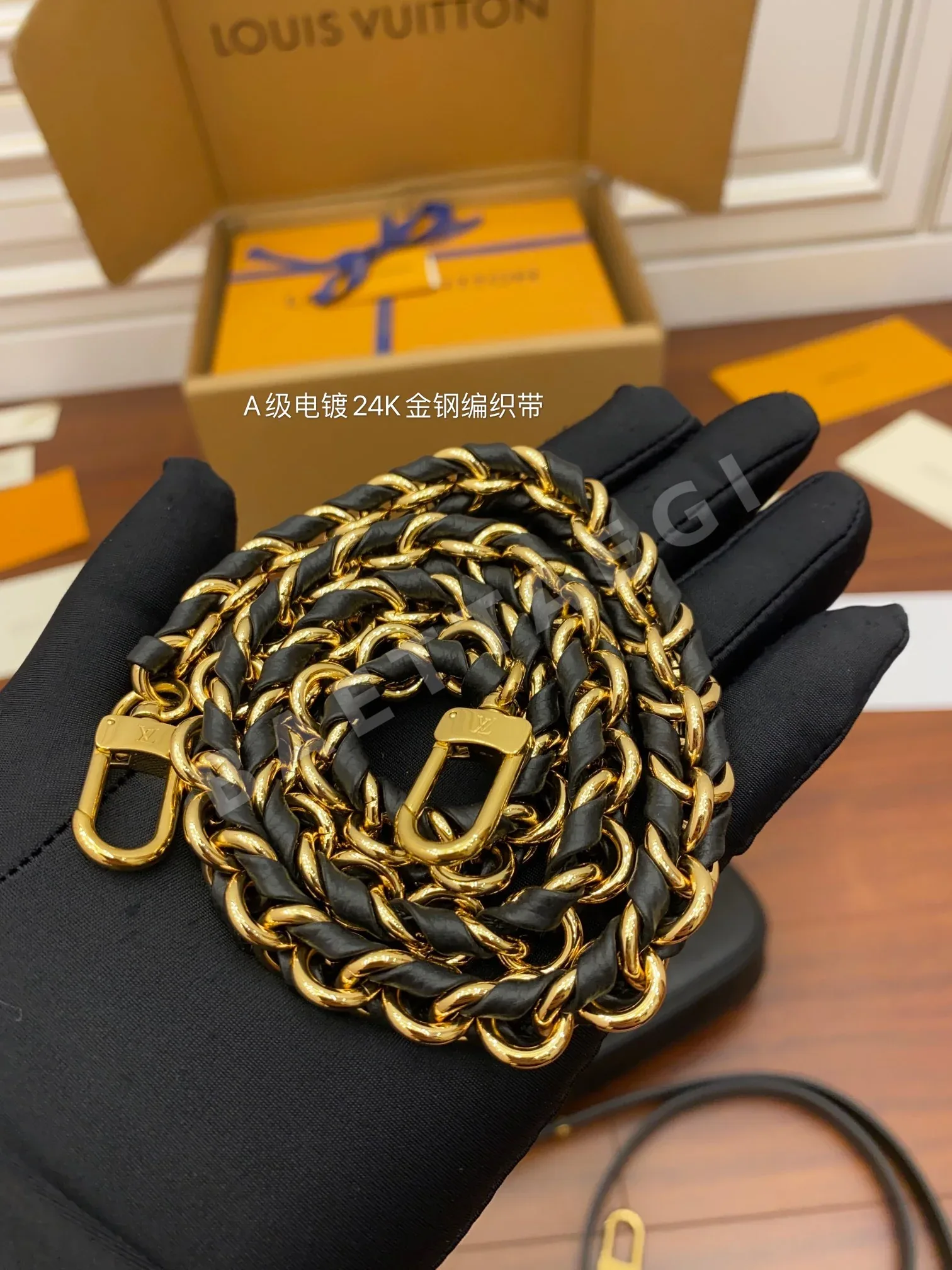 루이비통 M80399 가방 상세 이미지 7