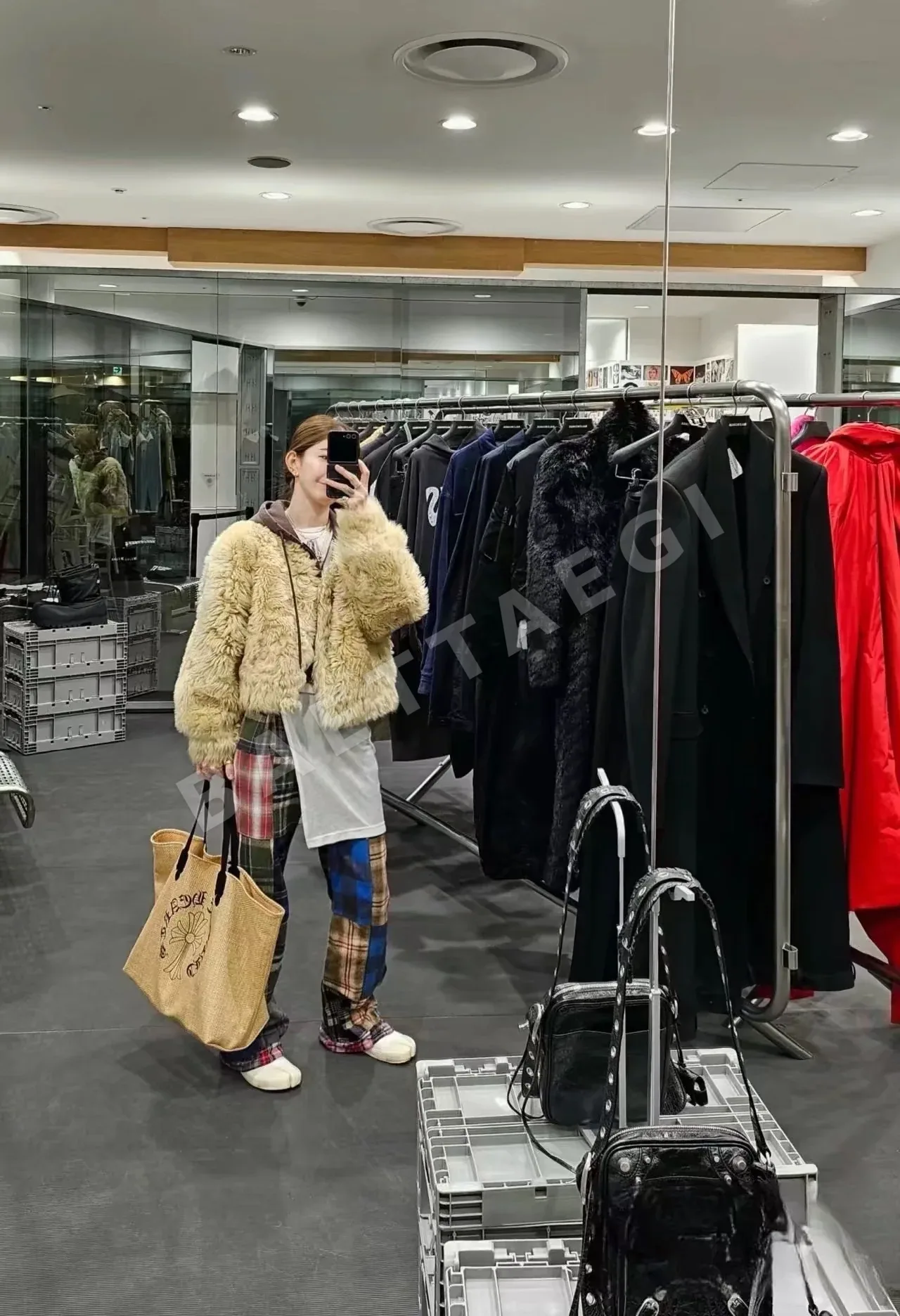 크롬하츠 라피아 토트백 상세 이미지 2