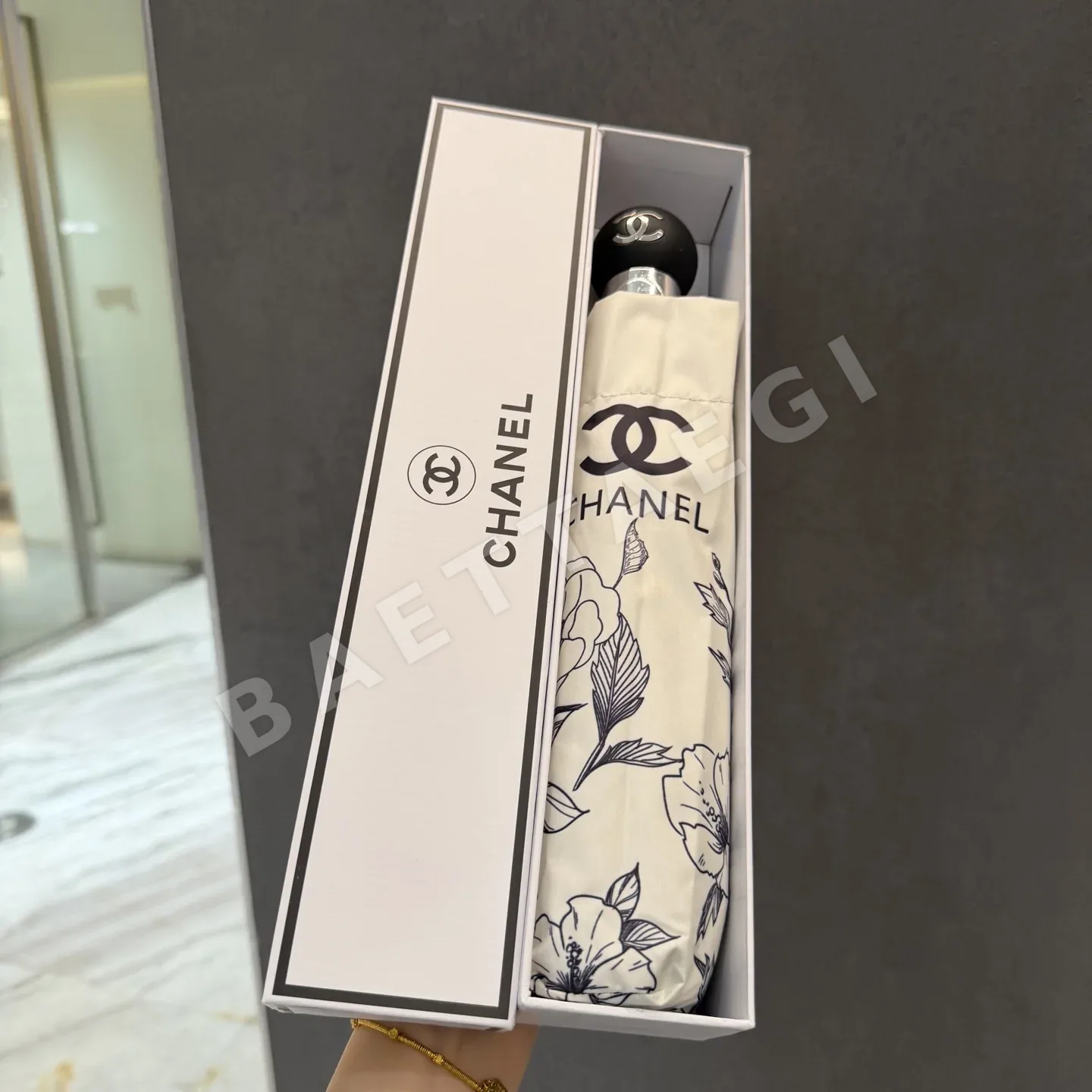 샤넬 3단 자동 접이식 우산 85305